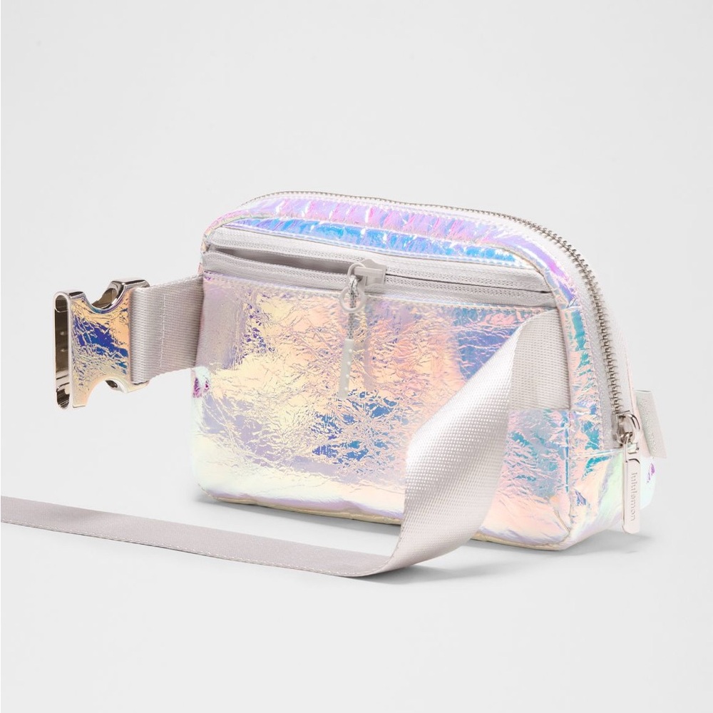 NEW LULULEMON EVERYWHERE BELT BAG
COLOR IRIDESCENT/SILVER - Picture 6 of 9